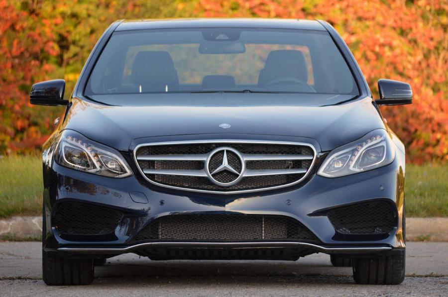  Mercedes-Benz E350 4Matic Sedan 2014 года  (фото 36 из 40)